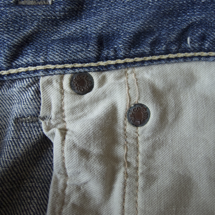 LEVI'S503BXX (leather patch, 1 side red tab)_rivet (back)