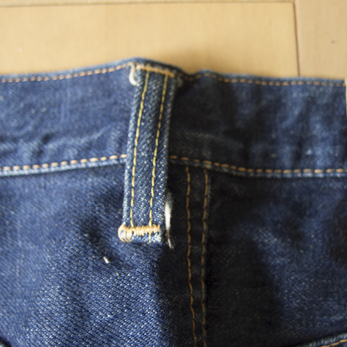 LEVI'S 504ZXX (paper patch without guarantee)_belt loop